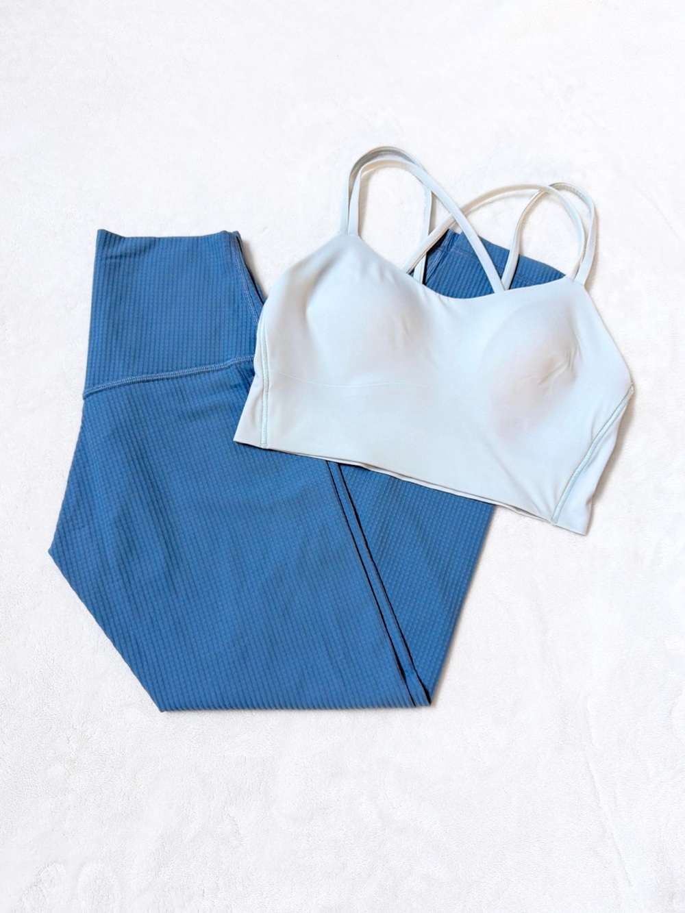 NWT Lululemon Like a Cloud Bra + Grid Texture Leggings 25” Set – Blue – Size 4/6